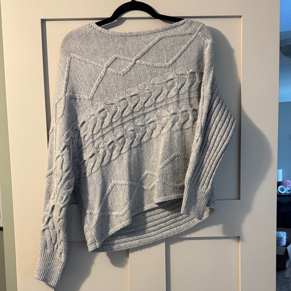 Sofia by Sofia Vergara Light Gray Cable Knit Sweater